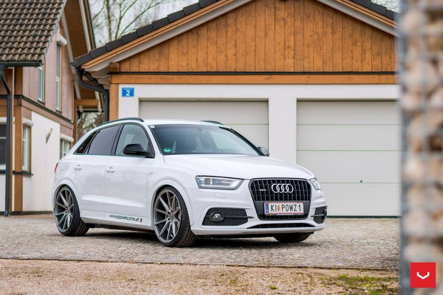  Audi Q3 on Vossen Wheels (VFS1) 2017 года  (фото 2 из 28)